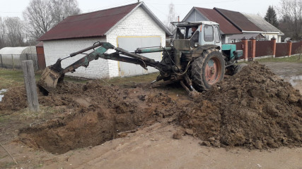 в село Пречистое Пречистенского сельского поселения был устранен прорыв на водопроводе - фото - 1